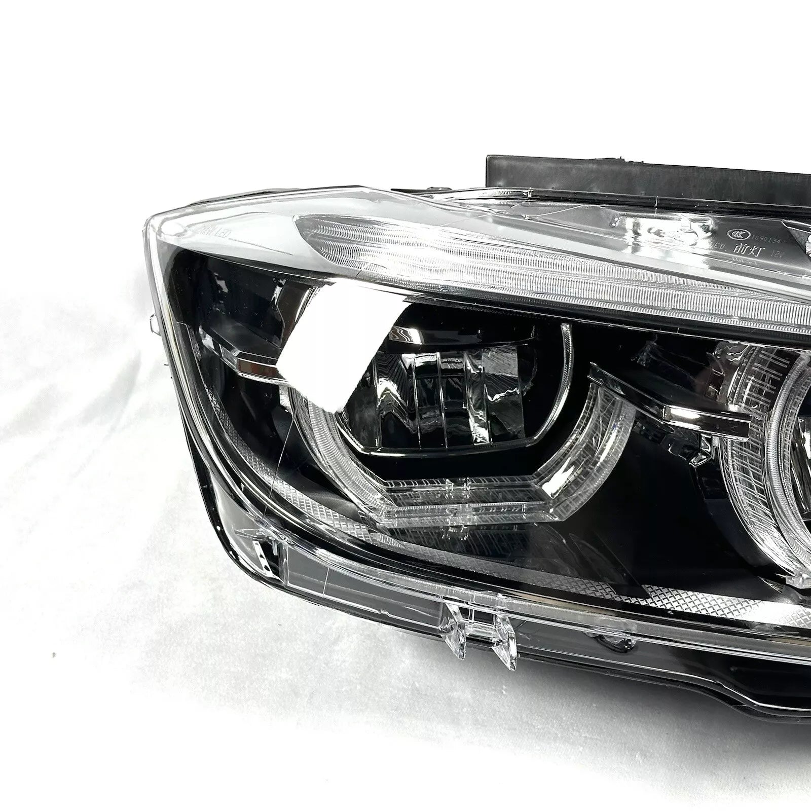 2016 BMW 3 Series Right LED Headlight OEM 2017 2018