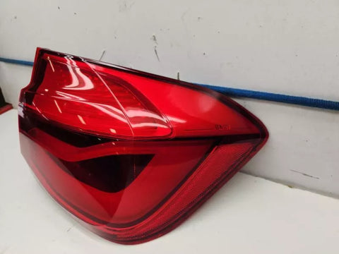 2016-2018 (LCI) BMW 320i 328i 330i 340i F30 Outer Passenger Right Tail Light Lamp Passenger Right Used OEM