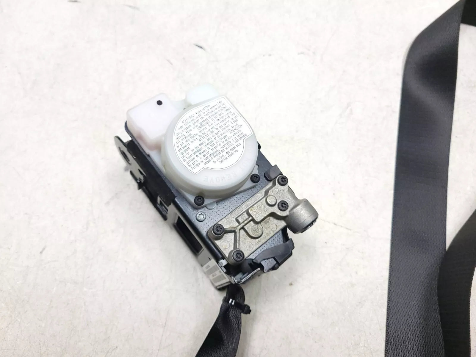 (RIGHT) Seat Belt Retractor OEM 2007-2013 BMW X5 E70 Front Passenger (SHIPPED)