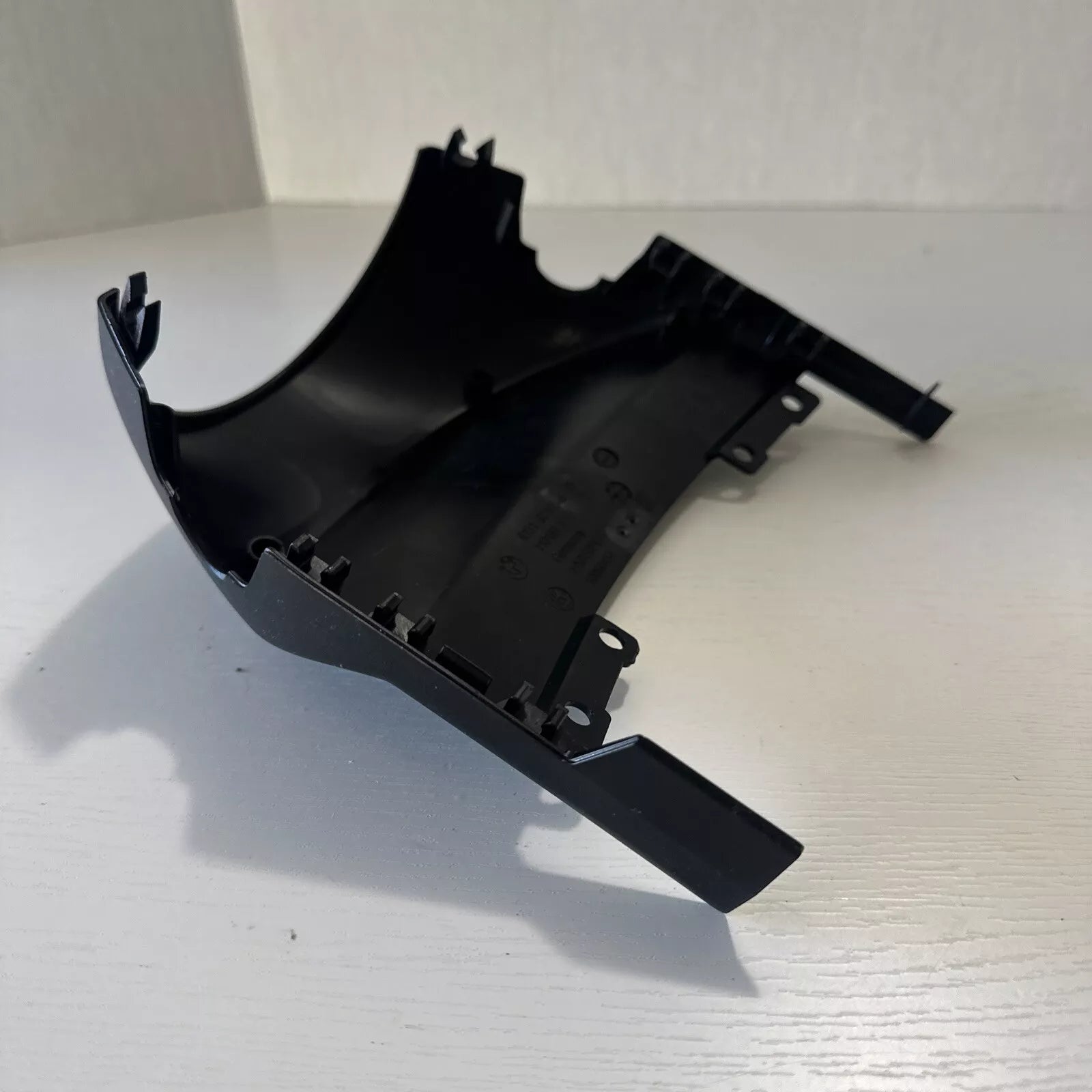 2013-2016 BMW 320I F30 STEERING COLUMN UPPER SHROUD TRIM COVER PANEL OEM USED F30 PARTS(ONLY PICKUP)