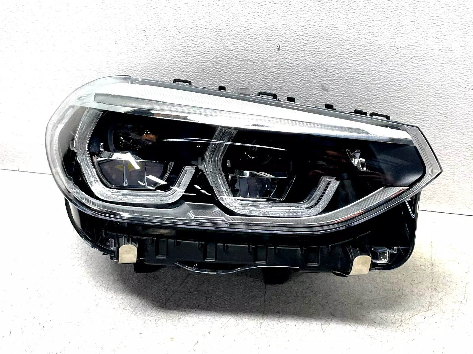 18-21 BMW X3 X4 G01 G02 LED Adaptive Headlight Right Passenger Complete OEM