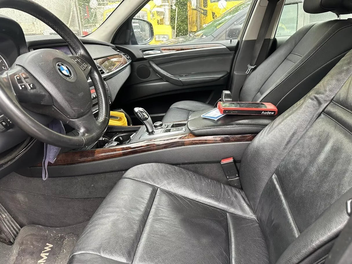 (RIGHT) Seat Belt Retractor OEM 2007-2013 BMW X5 E70 Front Passenger (SHIPPED)