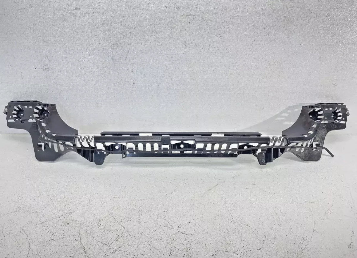 12-18 BMW F30 3 Series Rear Lower Center Bumper Guide Bracket Mount Support USED F30 PARTS(ONLY PICKUP)